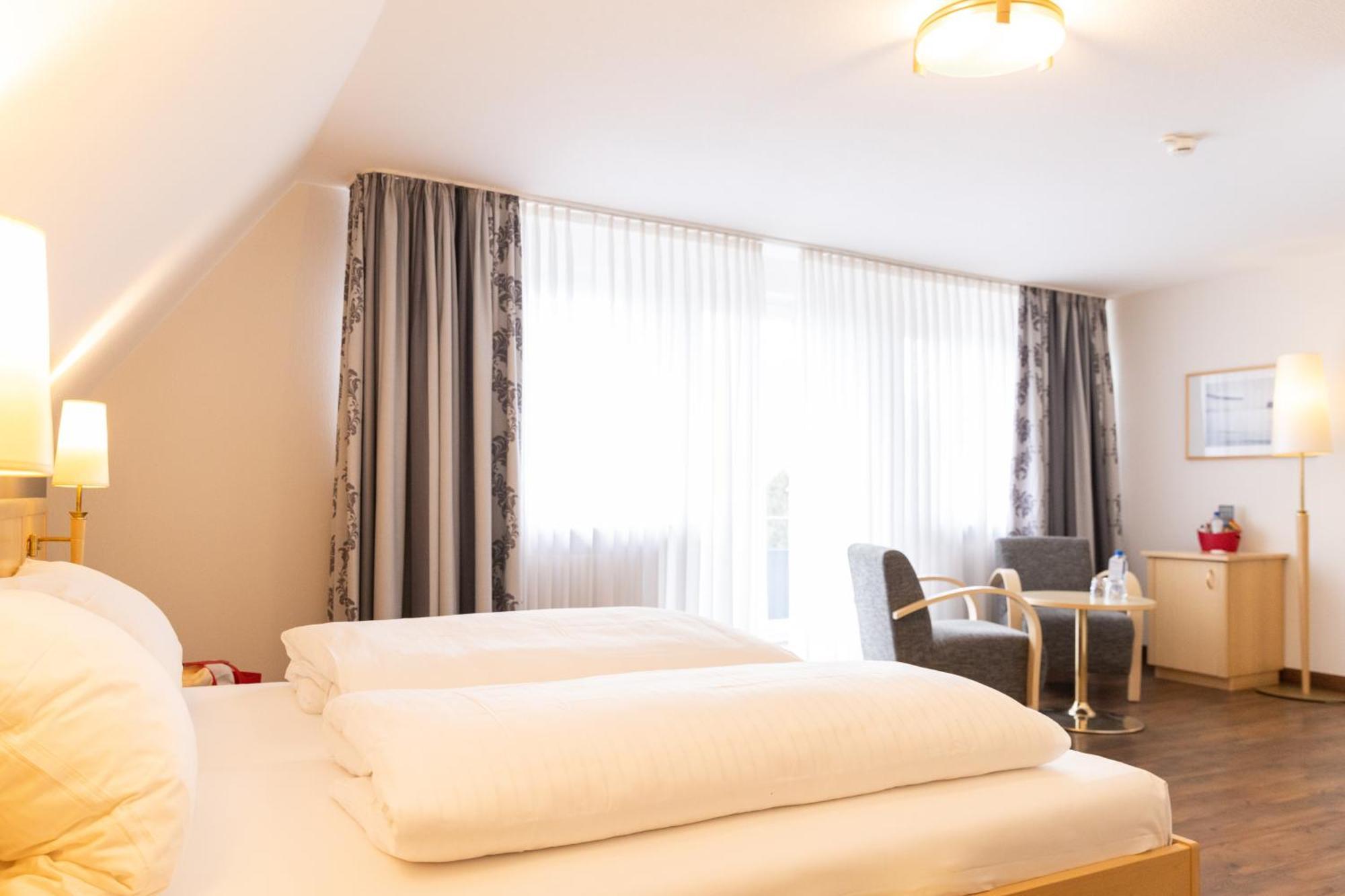 Hotel Traube Am See Friedrichshafen Luaran gambar